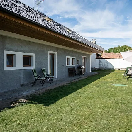 Kozárovice * Kozarovice