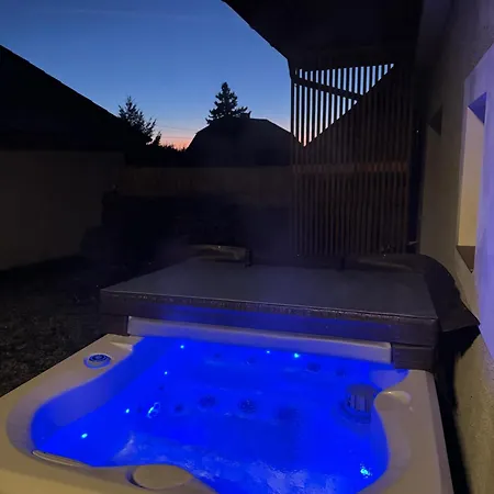 Holiday home Chalupa Kozarovice *
