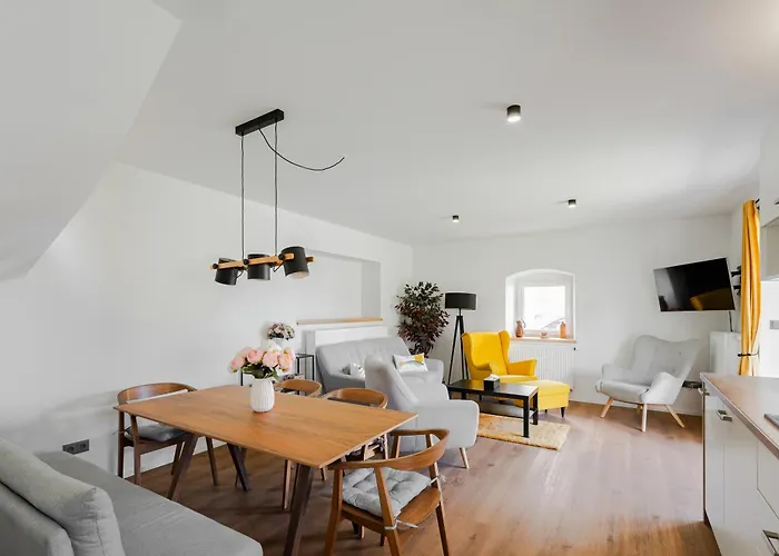 Chalupa Kozarovice بيت للعطل *