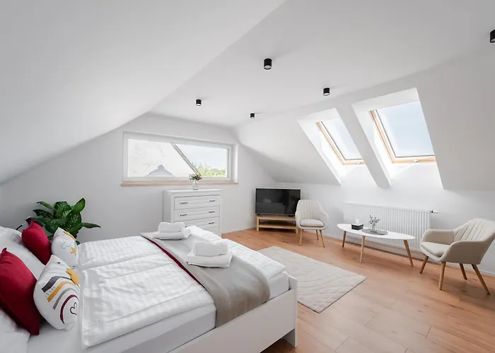 Chalupa Kozarovice * Kozarovice